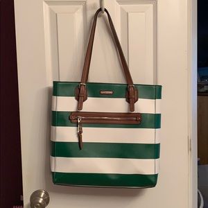 Green tote bag